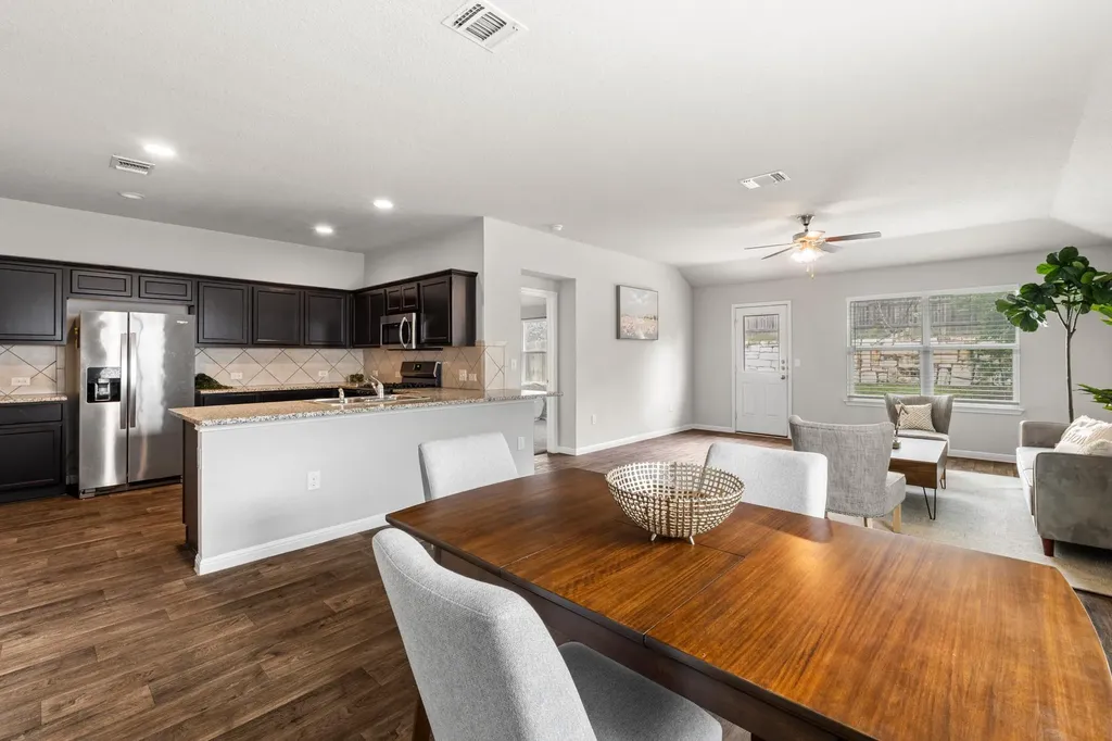 10809 Gonzales Ranger Pass Austin TX 78754