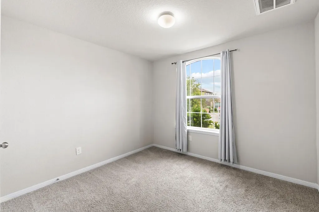 10809 Gonzales Ranger Pass Austin TX 78754