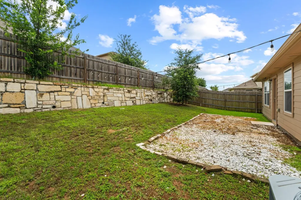10809 Gonzales Ranger Pass Austin TX 78754