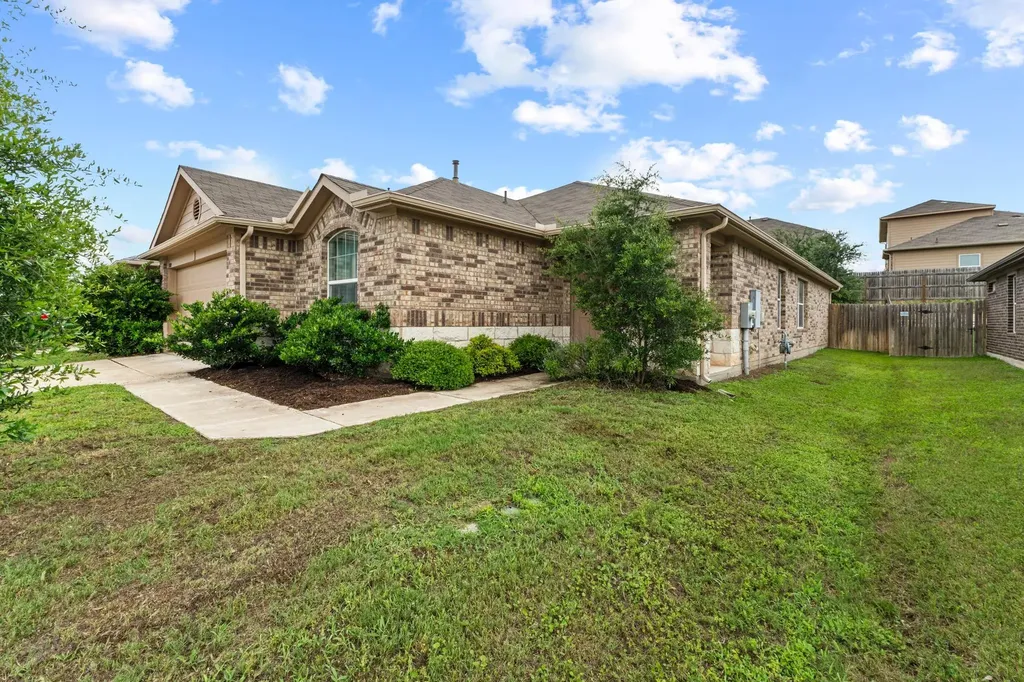 10809 Gonzales Ranger Pass Austin TX 78754