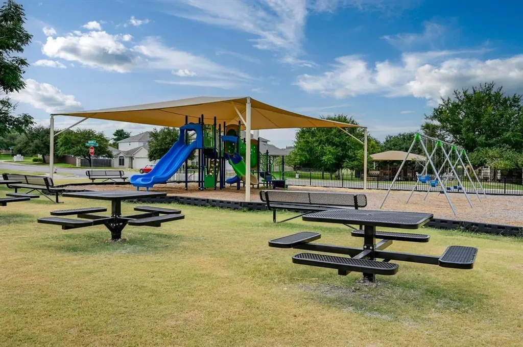 10809 Gonzales Ranger Pass Austin TX 78754