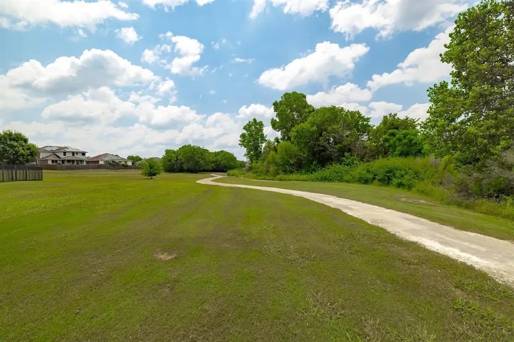 10809 Gonzales Ranger Pass Austin TX 78754
