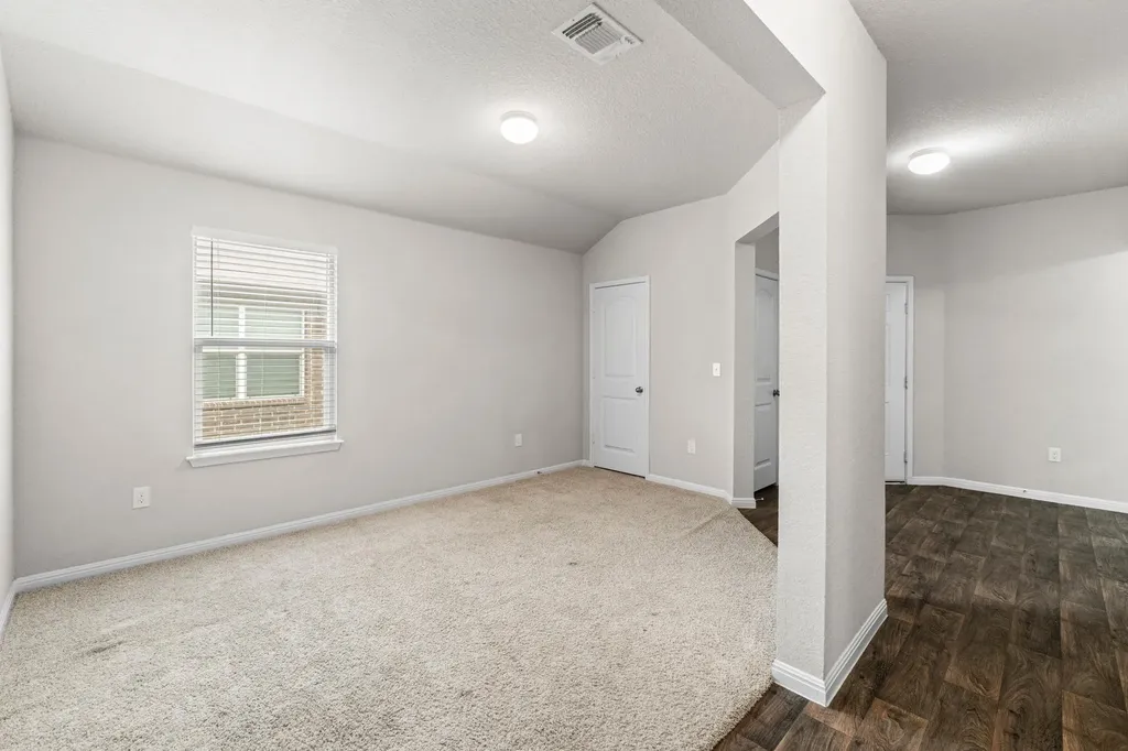 10809 Gonzales Ranger Pass Austin TX 78754