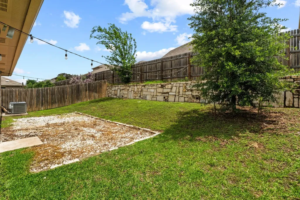 10809 Gonzales Ranger Pass Austin TX 78754