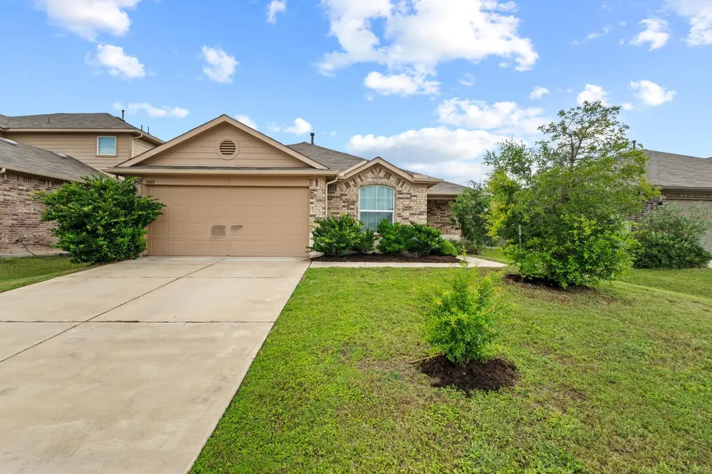 10809 Gonzales Ranger Pass Austin TX 78754
