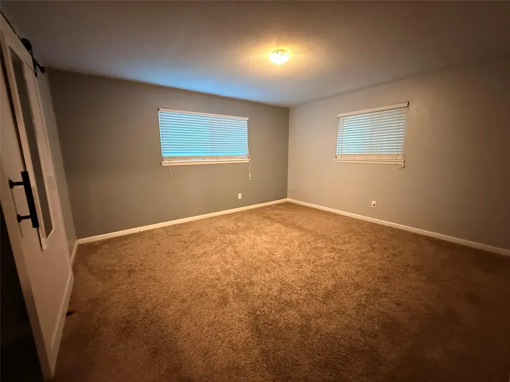 9003 Hunters Trace Austin TX 78758