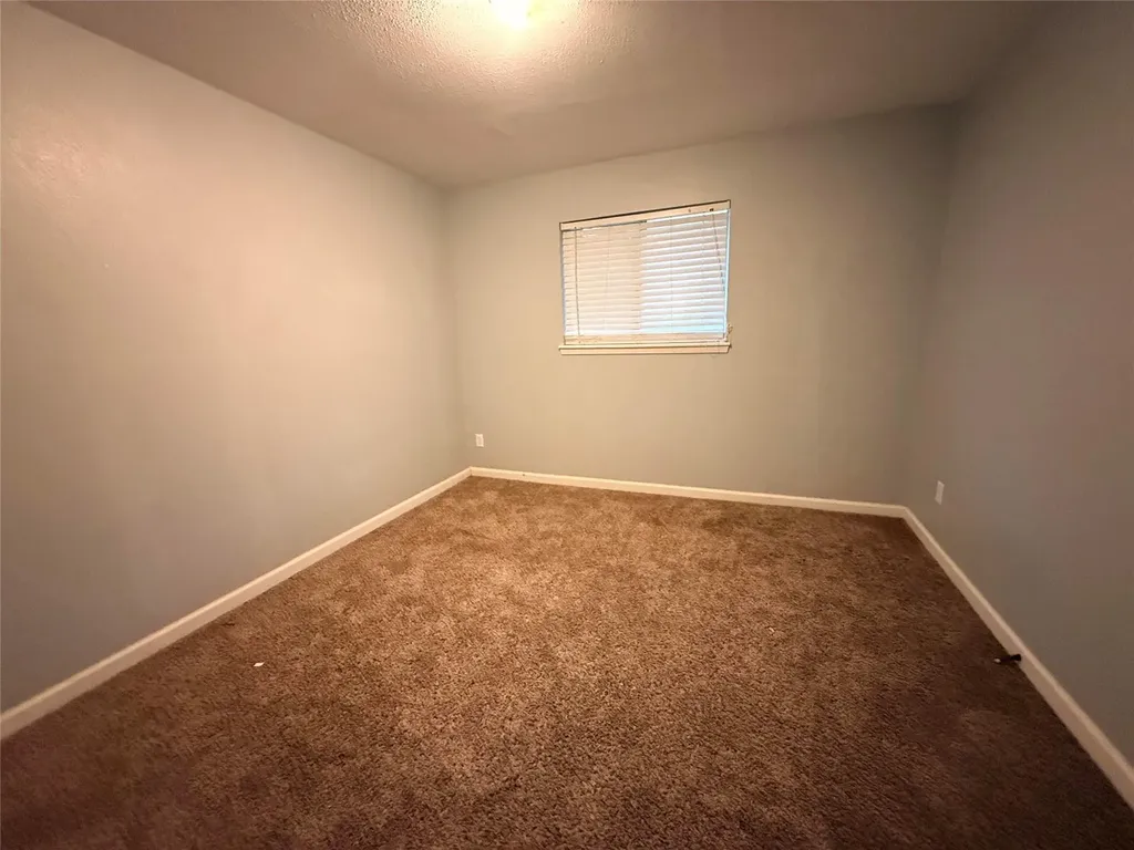 9003 Hunters Trace Austin TX 78758