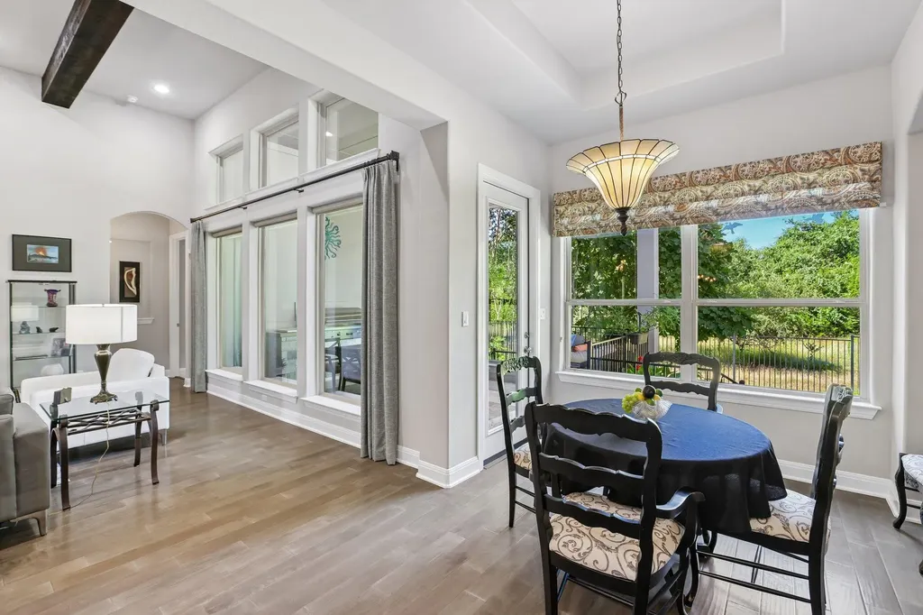 329 Mendocino Lane Austin TX 78737