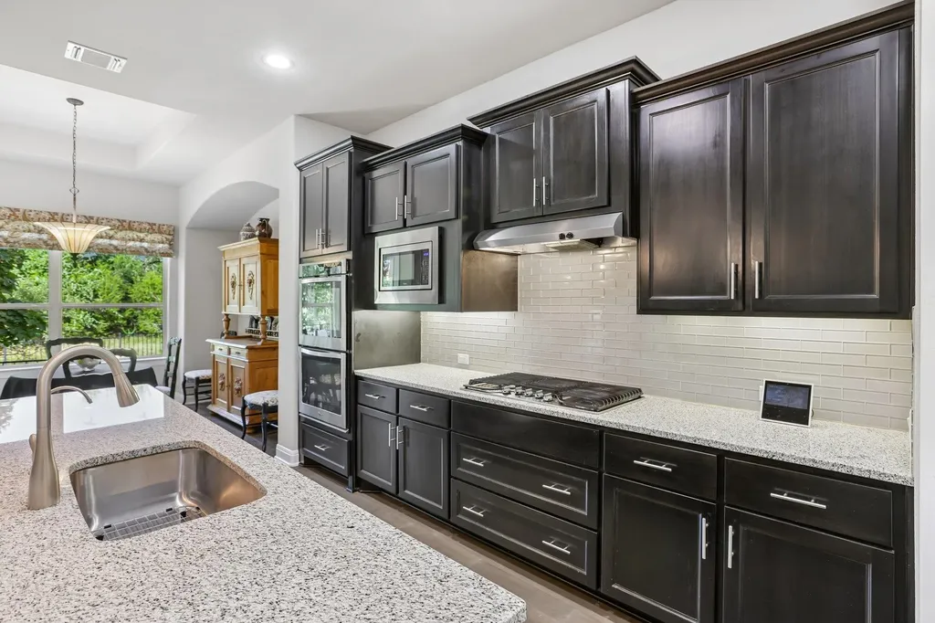 329 Mendocino Lane Austin TX 78737