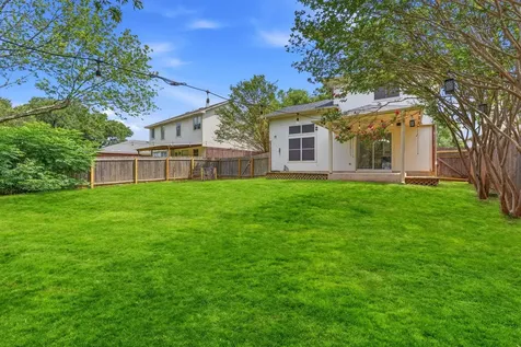 1724 Canon Yeomans Trail Austin TX 78748
