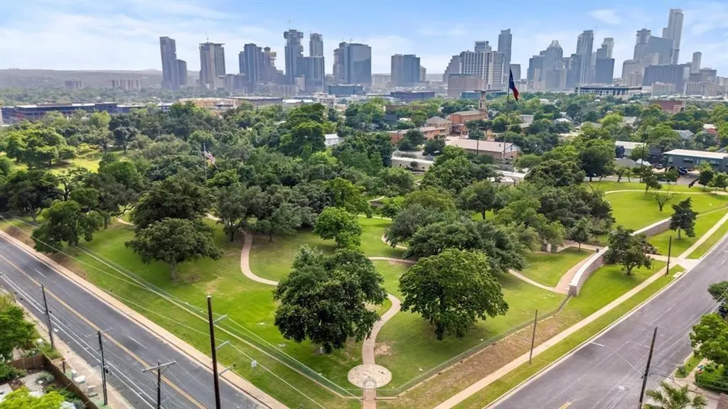 1508 E 11th Street Austin TX 78702