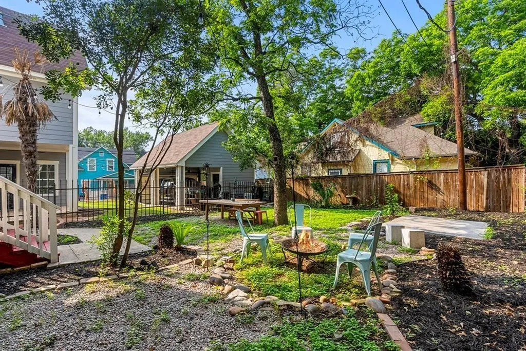 1508 E 11th Street Austin TX 78702