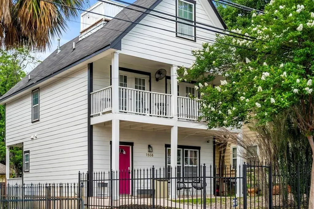 1508 E 11th Street Austin TX 78702