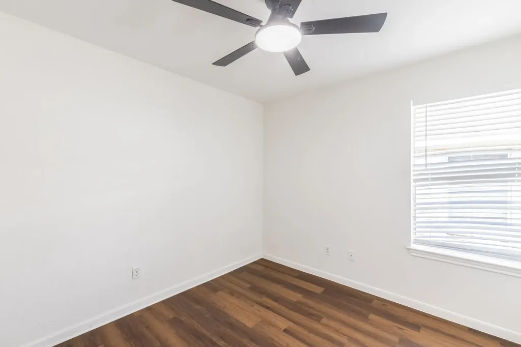 220 N Crossing Trail Round Rock TX 78665