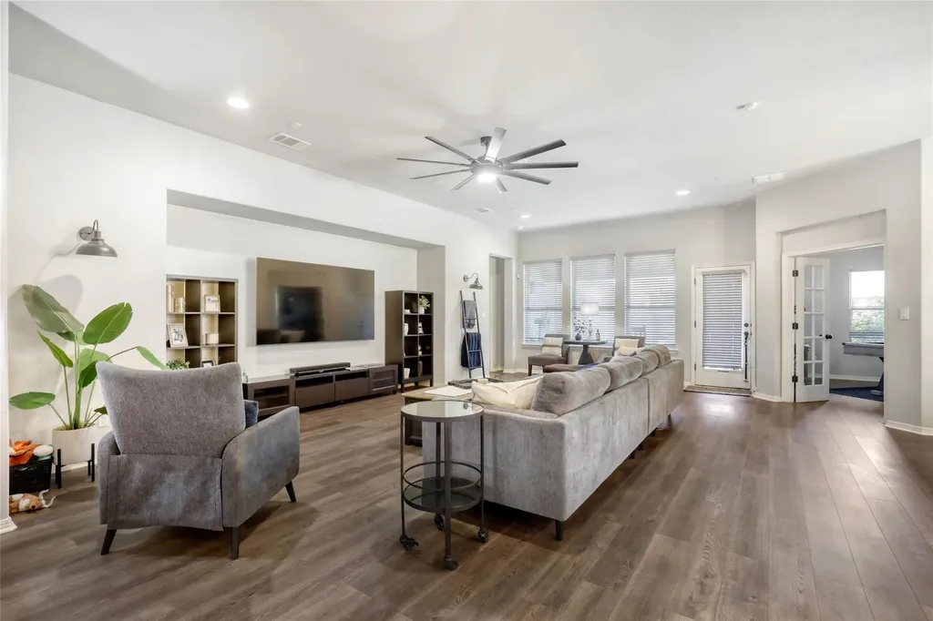 3832 Raven Caw Pass Pflugerville TX 78660