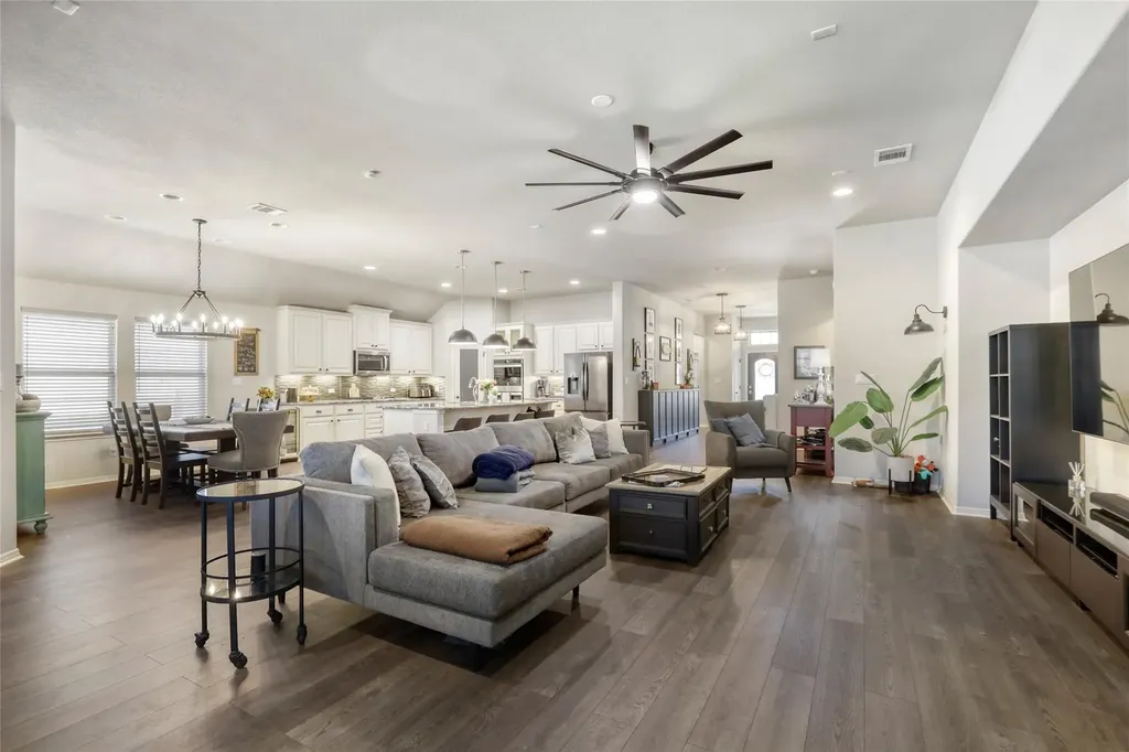 3832 Raven Caw Pass Pflugerville TX 78660