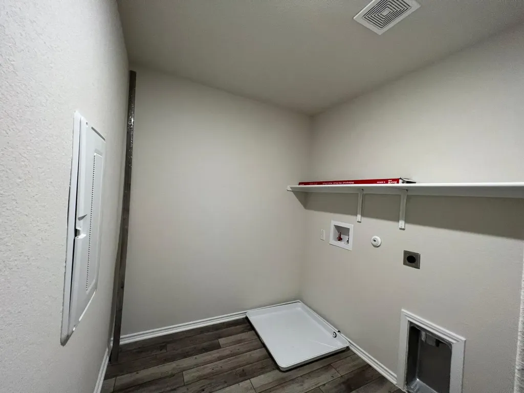 40 Pacific Loon Street Leander TX 78641