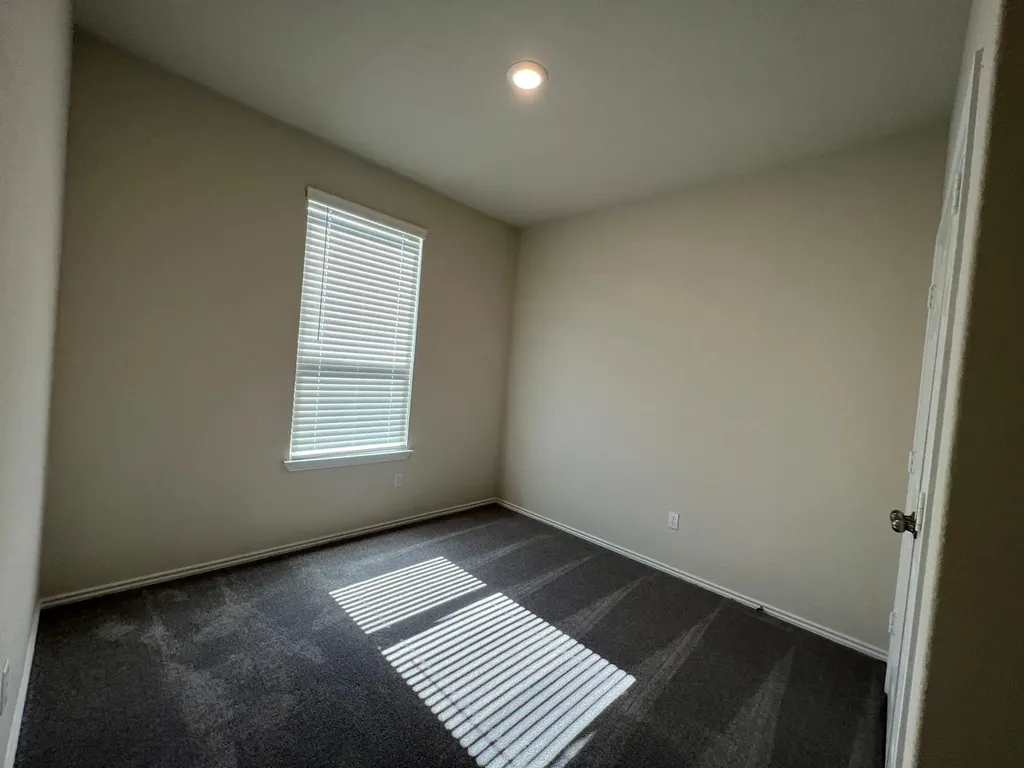 40 Pacific Loon Street Leander TX 78641