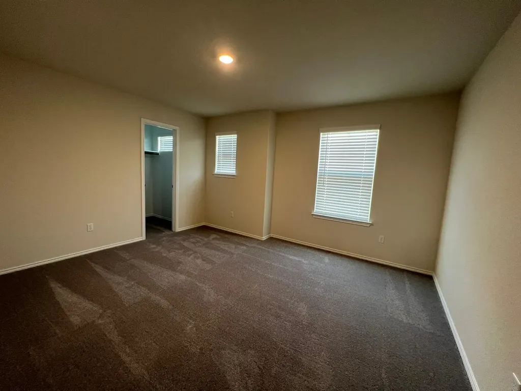 40 Pacific Loon Street Leander TX 78641