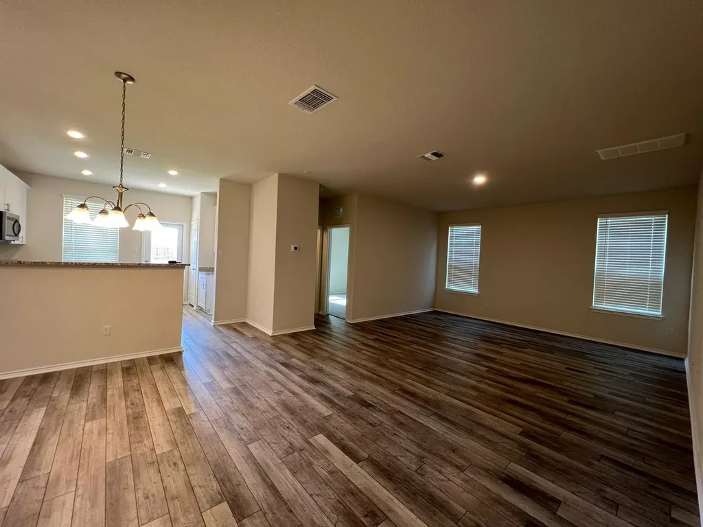 40 Pacific Loon Street Leander TX 78641