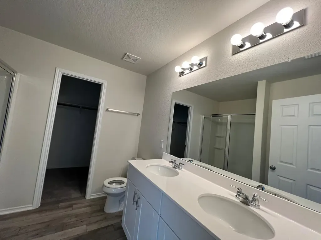 40 Pacific Loon Street Leander TX 78641