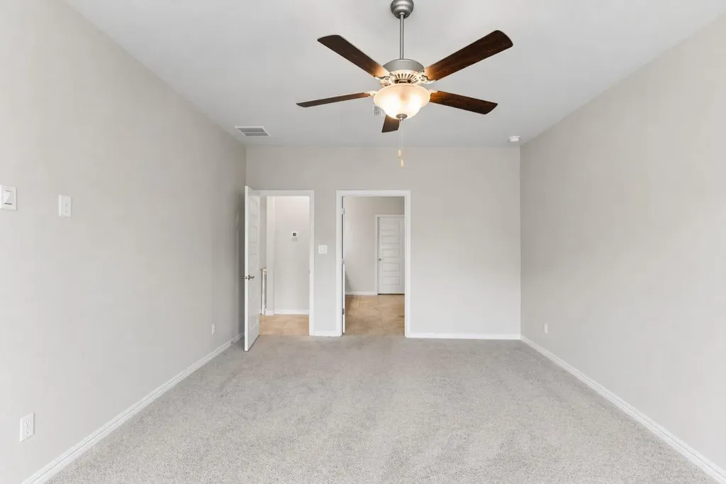 305 Painted Creek Way Kyle TX 78640