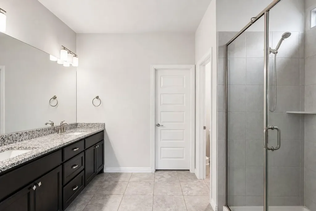305 Painted Creek Way Kyle TX 78640