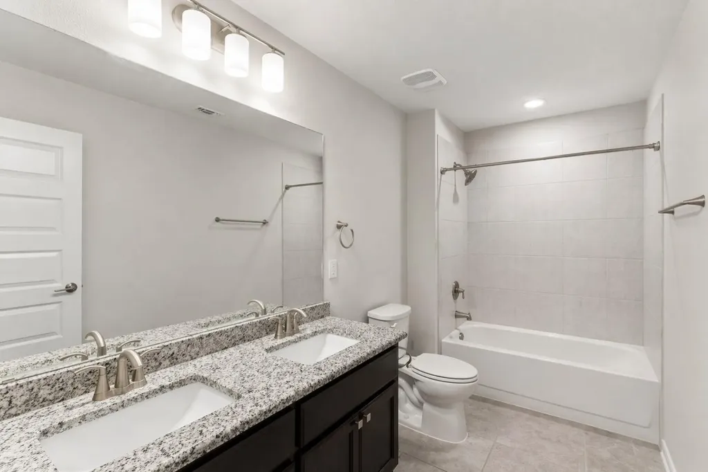 305 Painted Creek Way Kyle TX 78640