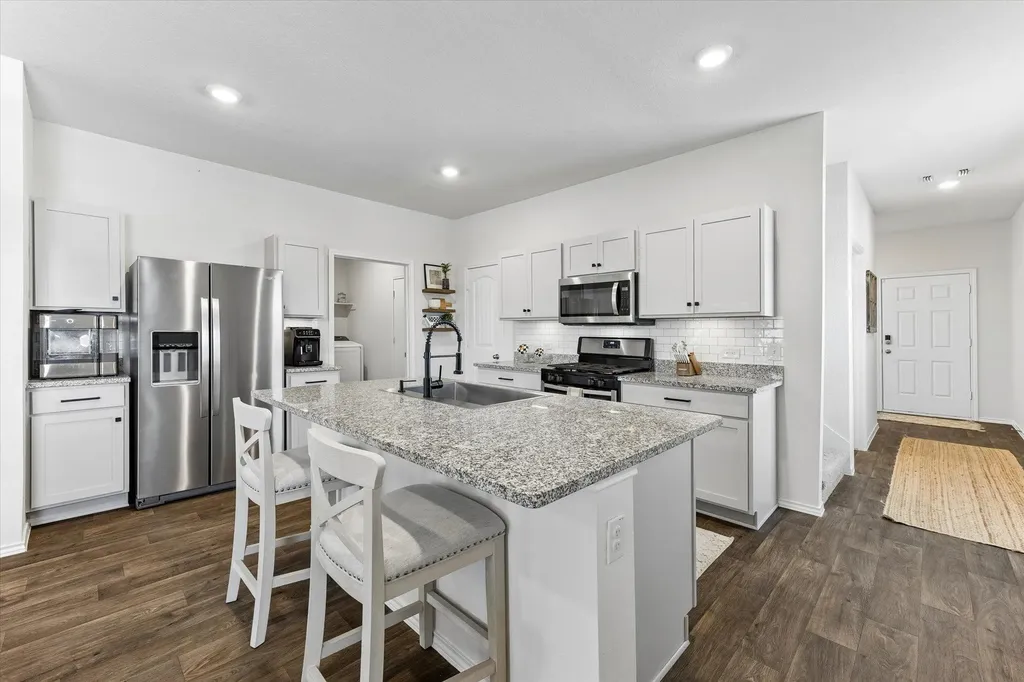 19300 Bear Grass Drive Elgin TX 78621