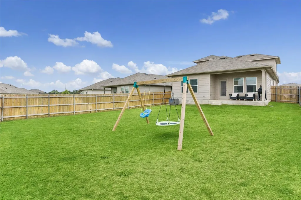 19300 Bear Grass Drive Elgin TX 78621