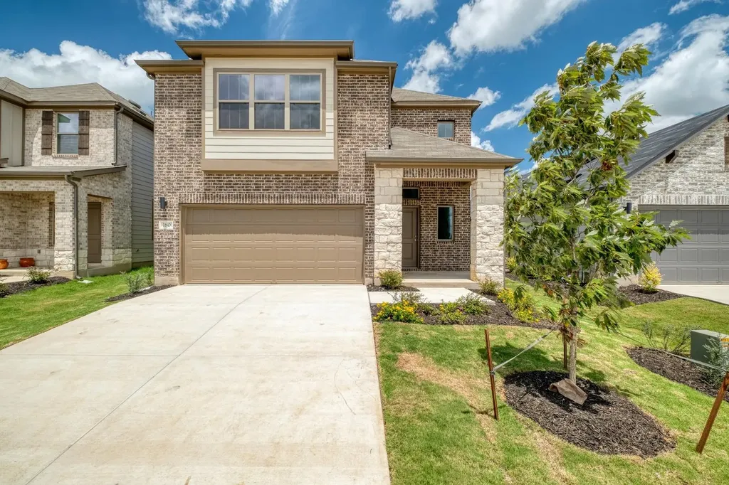 180 Hornet Street Elgin TX 78621
