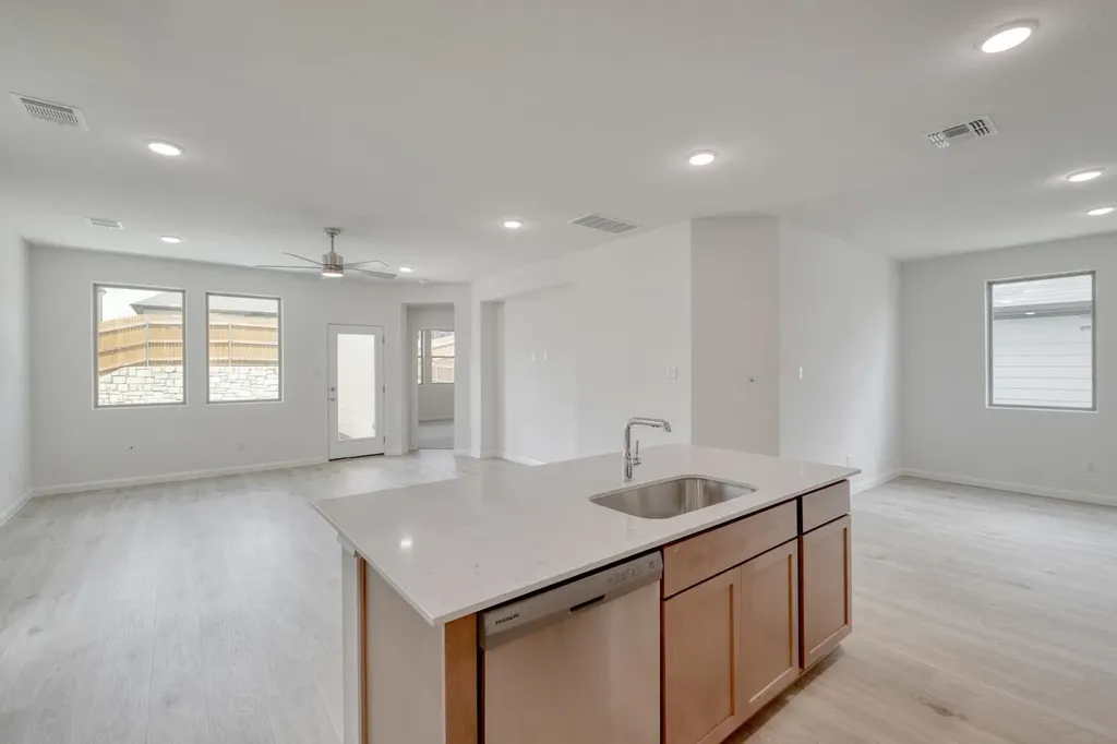 180 Hornet Street Elgin TX 78621
