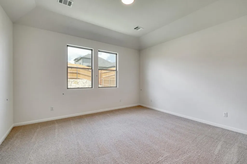 180 Hornet Street Elgin TX 78621