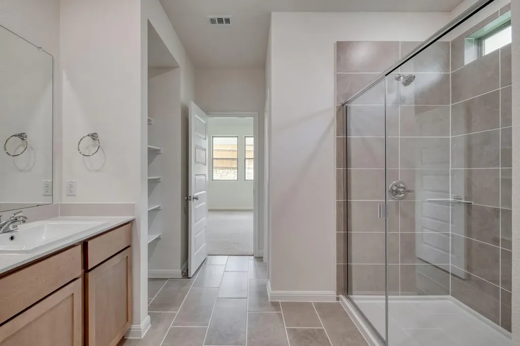 180 Hornet Street Elgin TX 78621