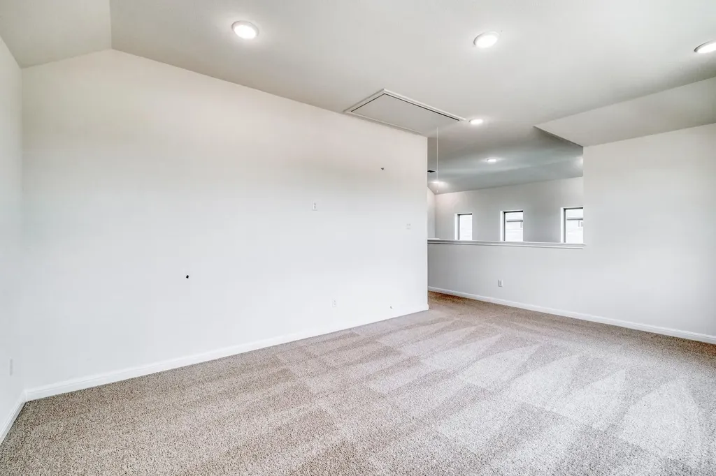 180 Hornet Street Elgin TX 78621