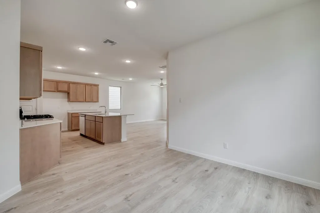 180 Hornet Street Elgin TX 78621