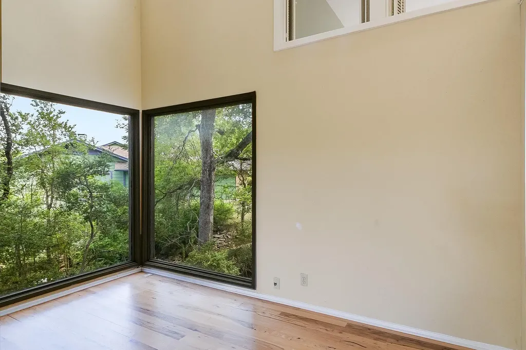 8804 Mountain Path Circle Austin TX 78759