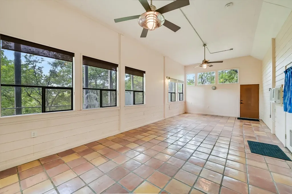 8804 Mountain Path Circle Austin TX 78759