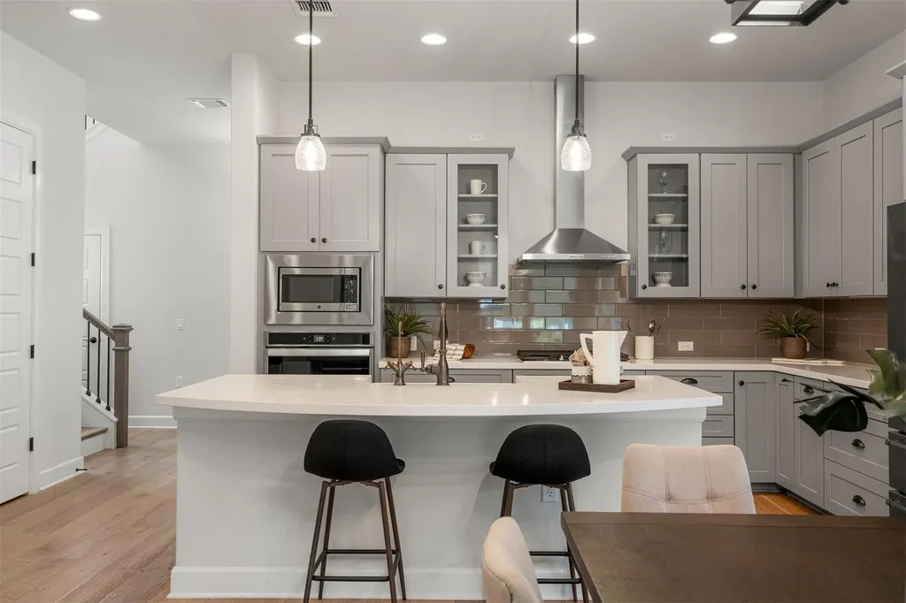 4313 Vaughan Street Austin TX 78723