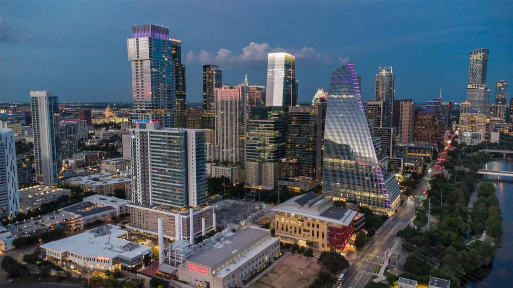 222 West Avenue Austin TX 78701