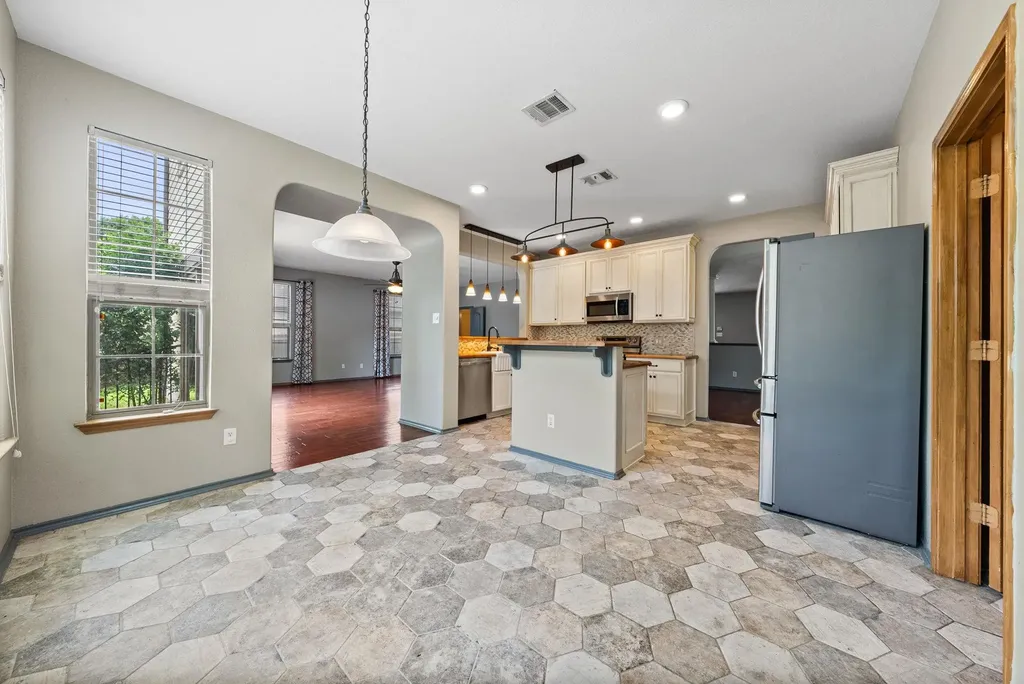 4405 Woodstock Drive Georgetown TX 78633
