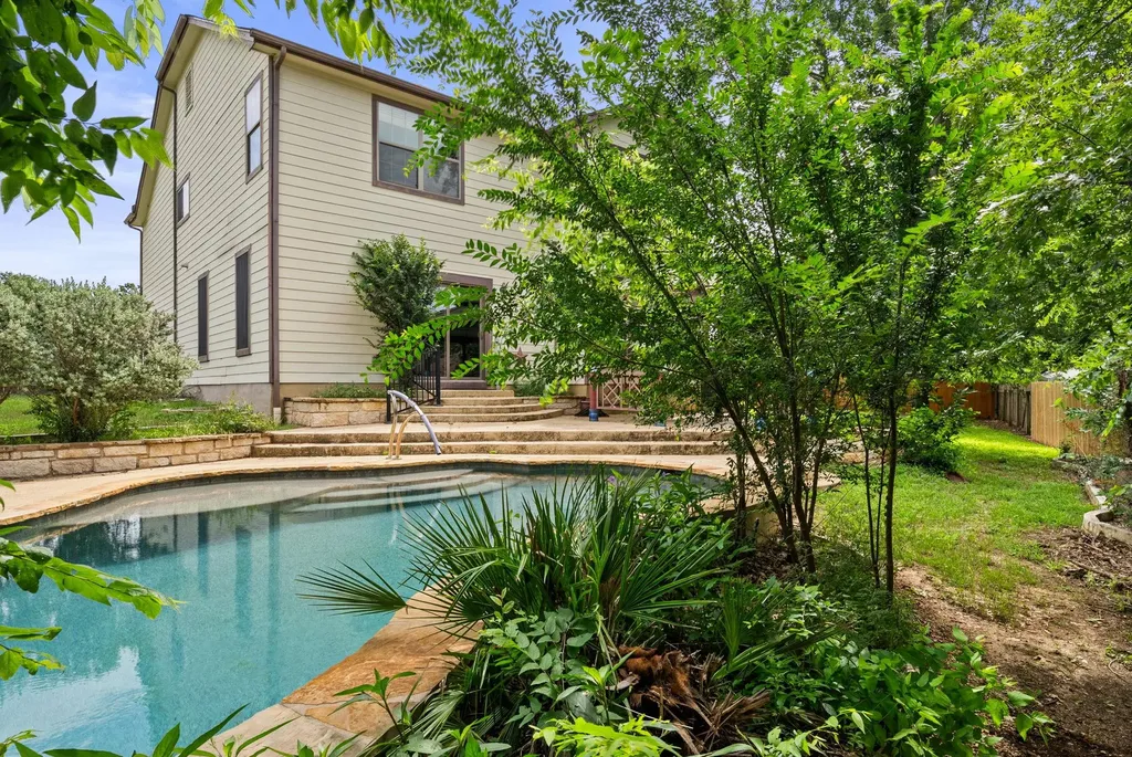 4405 Woodstock Drive Georgetown TX 78633