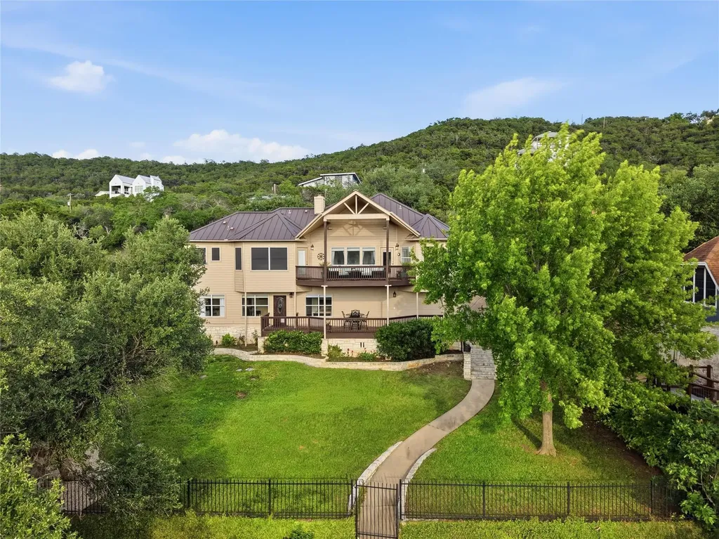 10802 Beach Road Leander TX 78641