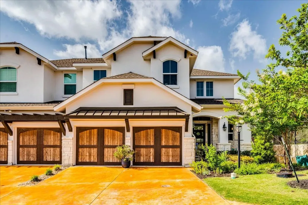 306 Olivia Drive Austin TX 78738