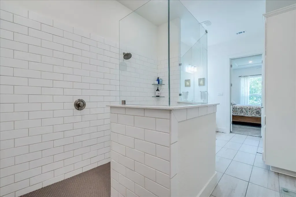 306 Olivia Drive Austin TX 78738