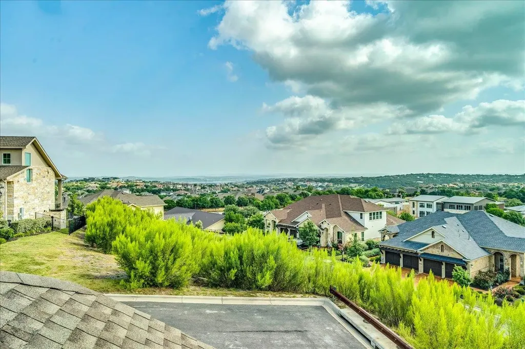 306 Olivia Drive Austin TX 78738