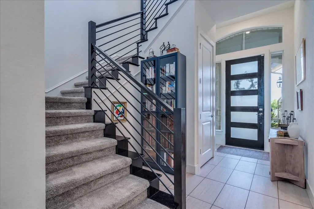 306 Olivia Drive Austin TX 78738