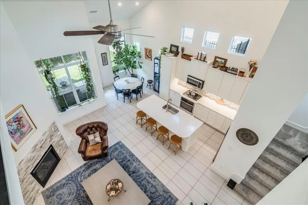 306 Olivia Drive Austin TX 78738
