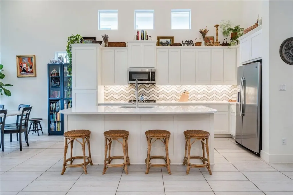 306 Olivia Drive Austin TX 78738