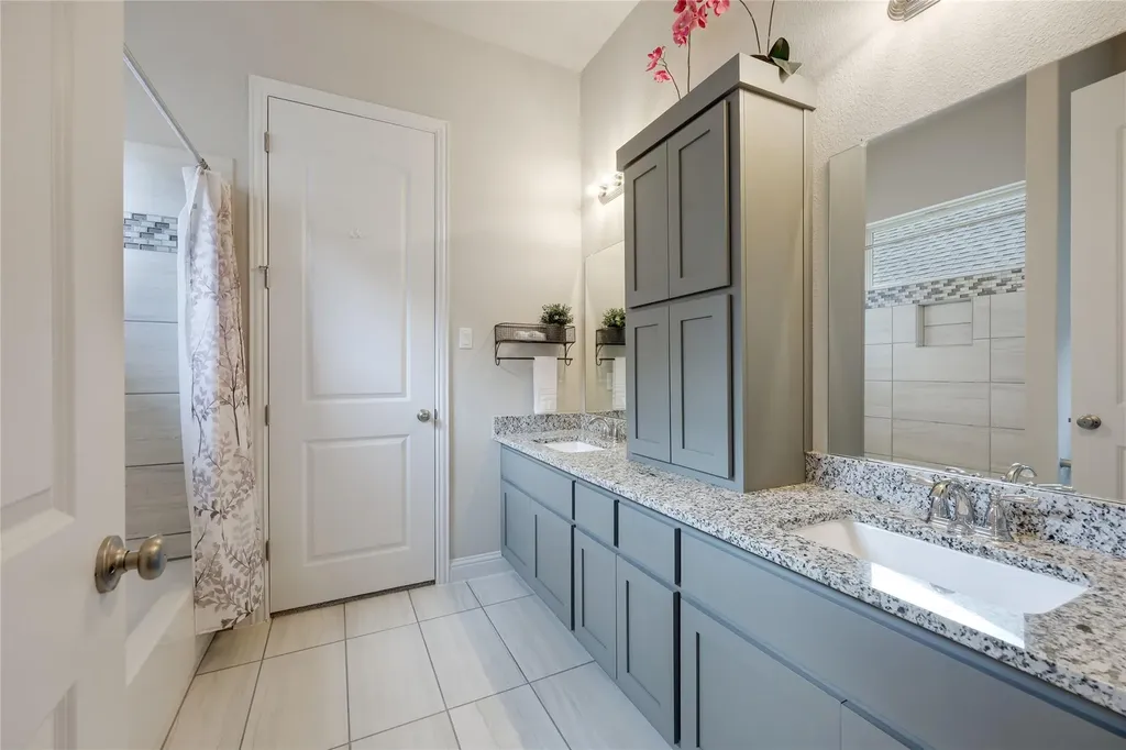 7425 Pace Ravine Drive Lago Vista TX 78645
